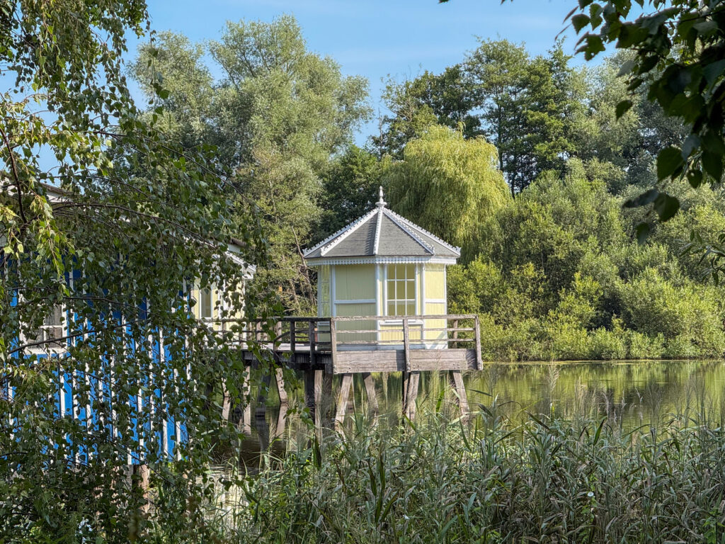 Pavillon am Steg in Gräberkate.